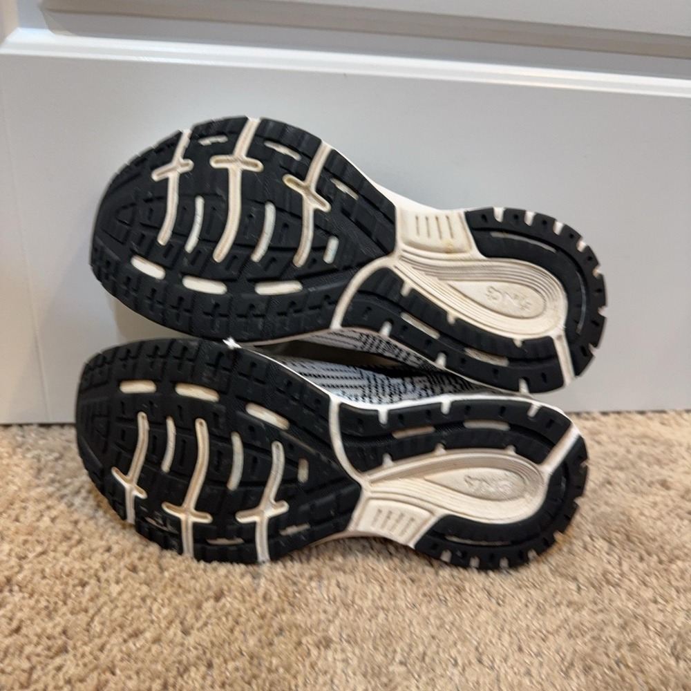 Brooks Revel 3 Shoes Womens Sz 6.5B White Running Cushioned Sneakers 1203021B121 - Picture 5 of 9